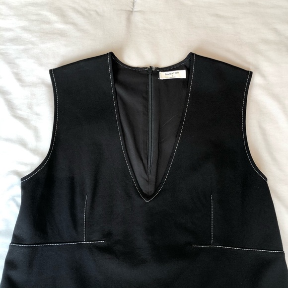 Babaton from Aritzia Vest - Picture 2 of 5